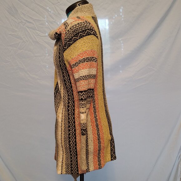 Banana - Striped Cardigan - Picture 6 of 7